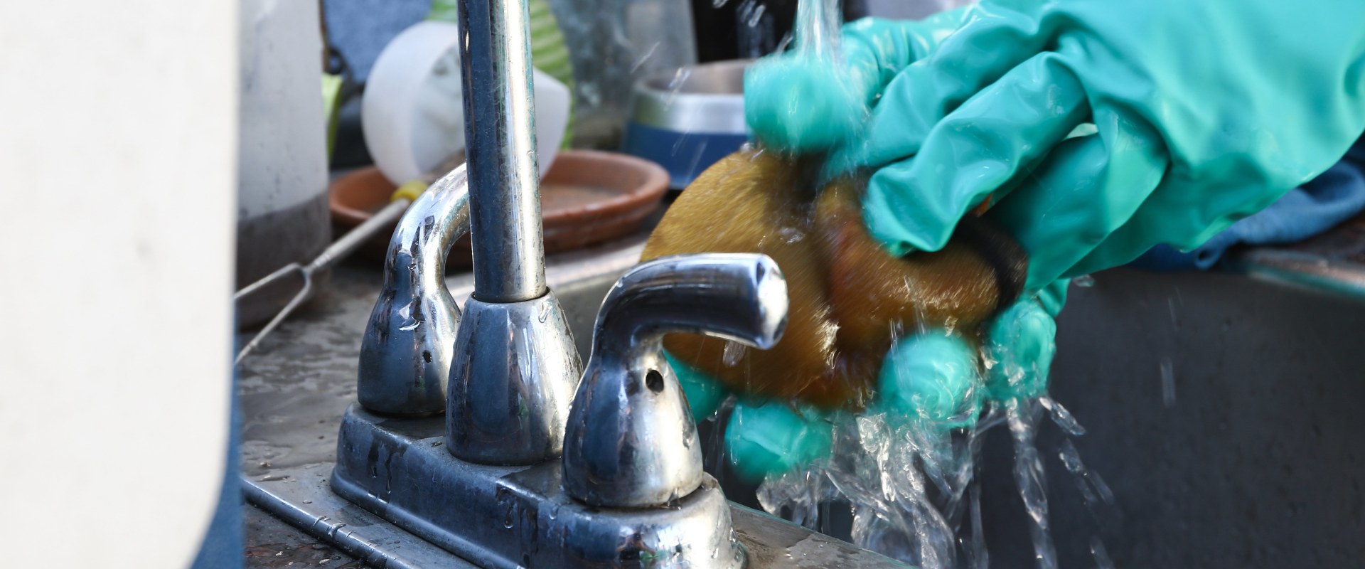 Is it Safe to Wash an Air Filter with Water? - An Expert's Guide